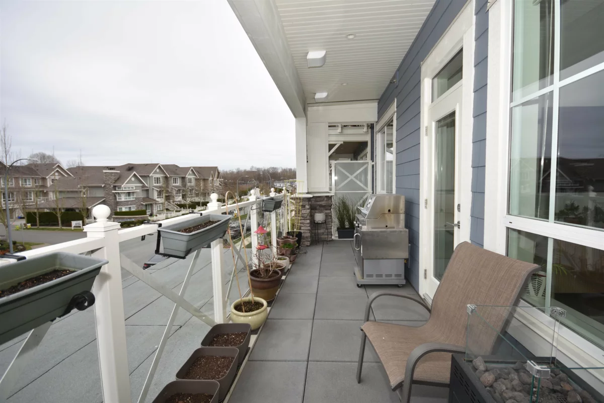 Mudroom Photo of 229 5535 Admiral Way, Delta, BC