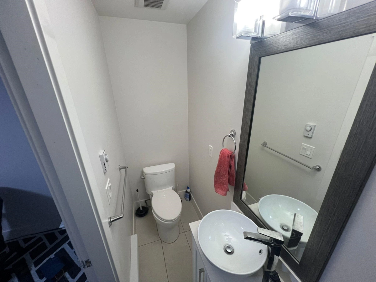 Entry Foyer Photo of 108 13898 64 Avenue, Surrey, BC