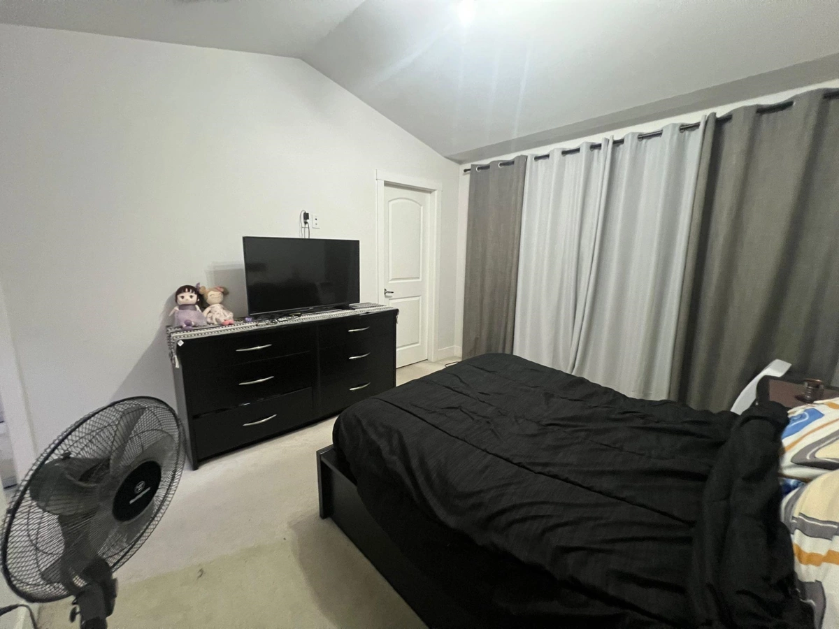 Kitchen Photo of 108 13898 64 Avenue, Surrey, BC