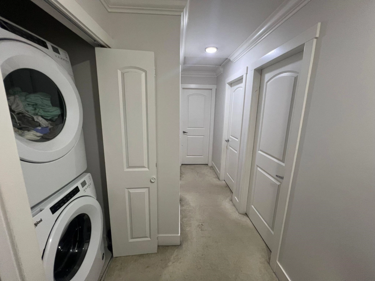 Powder Room Photo of 108 13898 64 Avenue, Surrey, BC