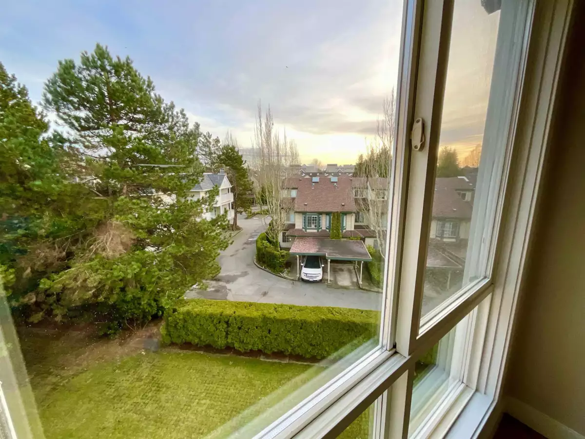 Backyard Photo of 321 7453 Moffatt Road, Richmond, BC