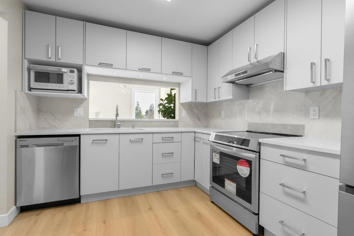 Dining Area Photo of 321 7453 Moffatt Road, Richmond, BC