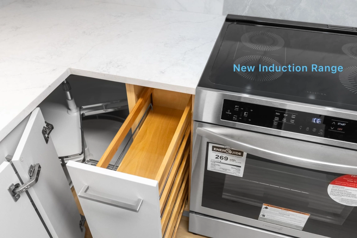 Pantry Photo of 321 7453 Moffatt Road, Richmond, BC