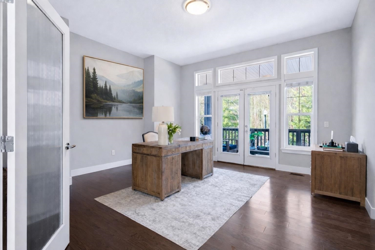 Basement Recreation Room Photo of 16088 28b Avenue, Surrey, BC