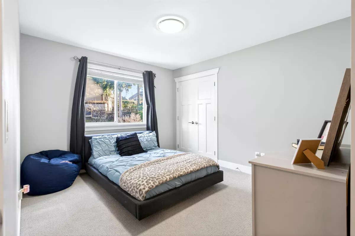 Hot Tub / Spa Photo of 16088 28b Avenue, Surrey, BC