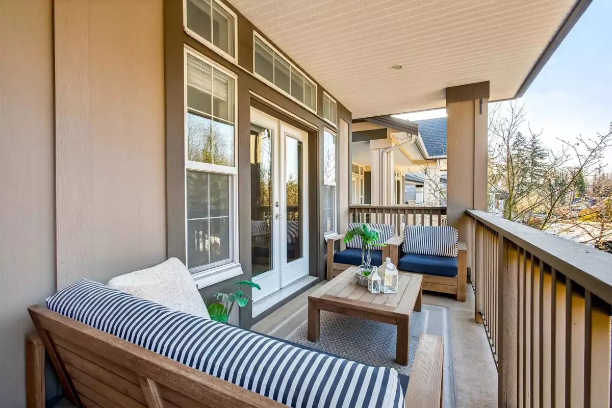 Mudroom Photo of 16088 28b Avenue, Surrey, BC
