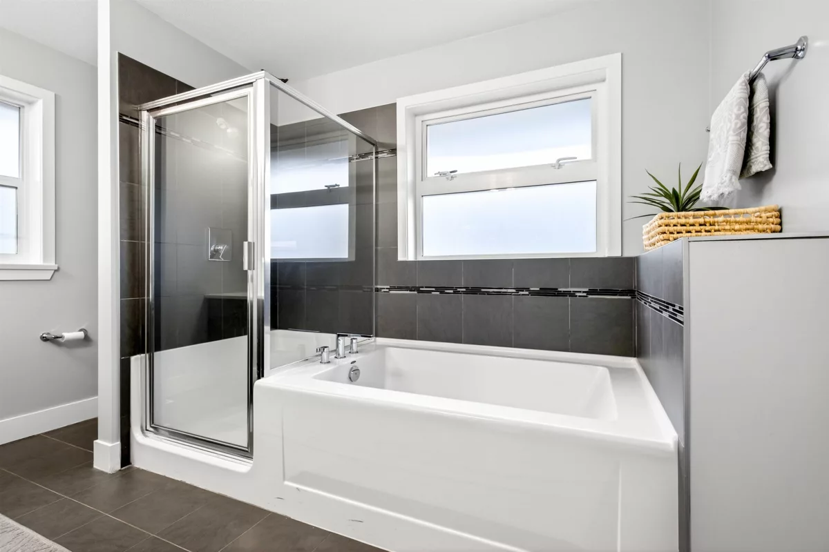 Swimming Pool Photo of 16088 28b Avenue, Surrey, BC