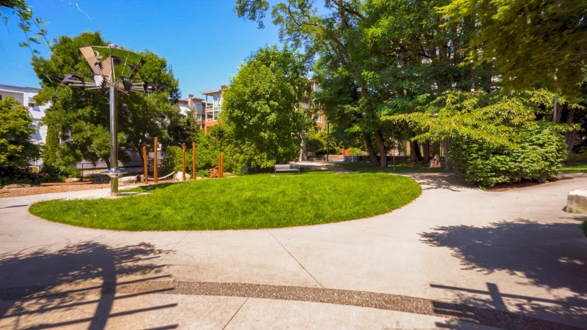 Staircase Photo of 403 139 W 22nd Street, North Vancouver, BC