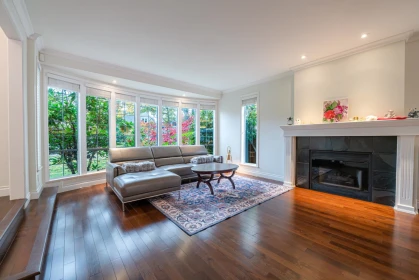 4570 W 13th Avenue, Vancouver, BC