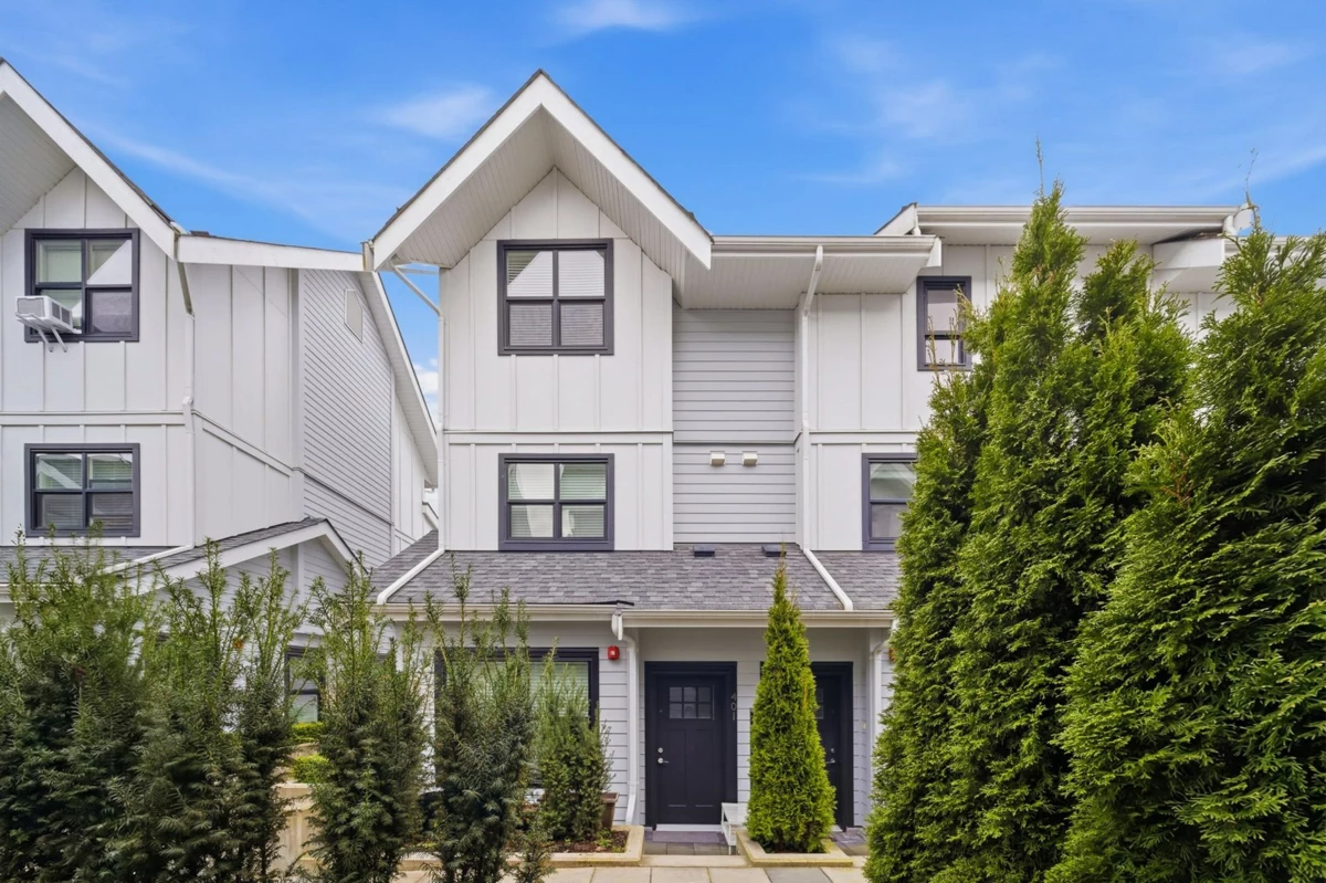 Living Room Photo of 401 6933 Arcola Street, Burnaby, BC