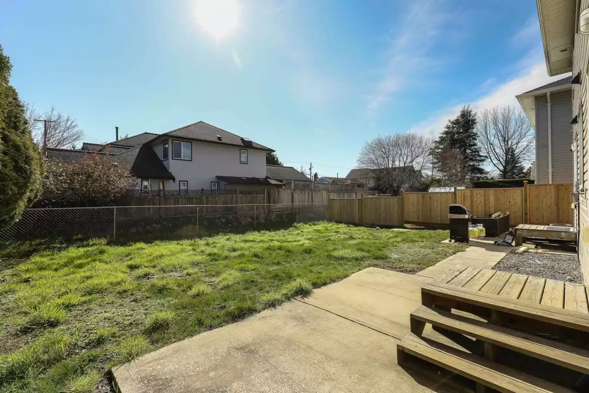 Garage Interior Photo of 4620 W River Road, Ladner, BC