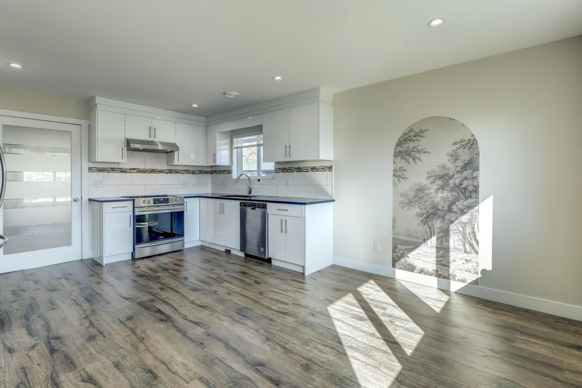 Guest Bathroom Photo of 4620 W River Road, Ladner, BC