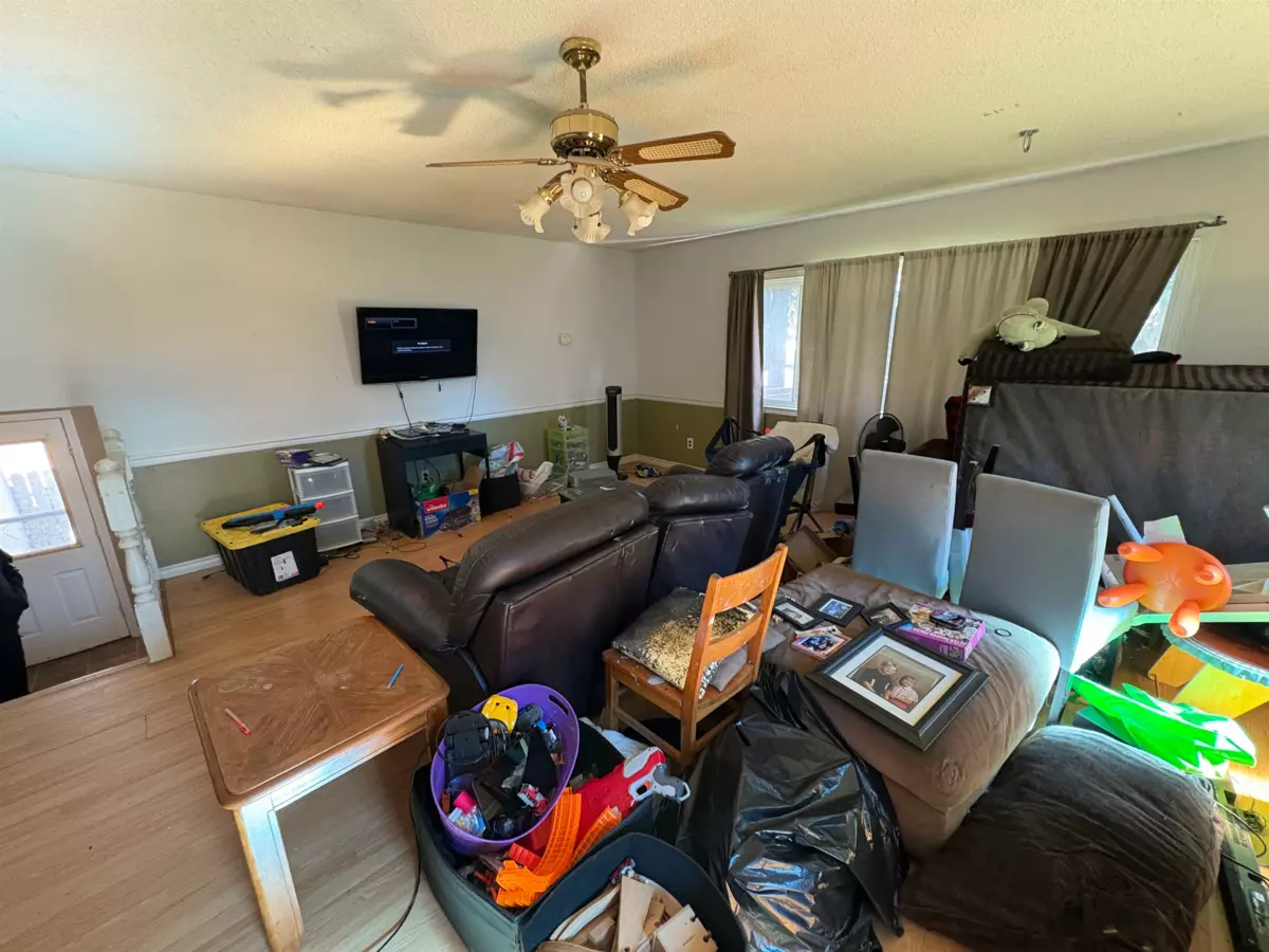 Breakfast Nook Photo of 11074 146 Street, Surrey, BC