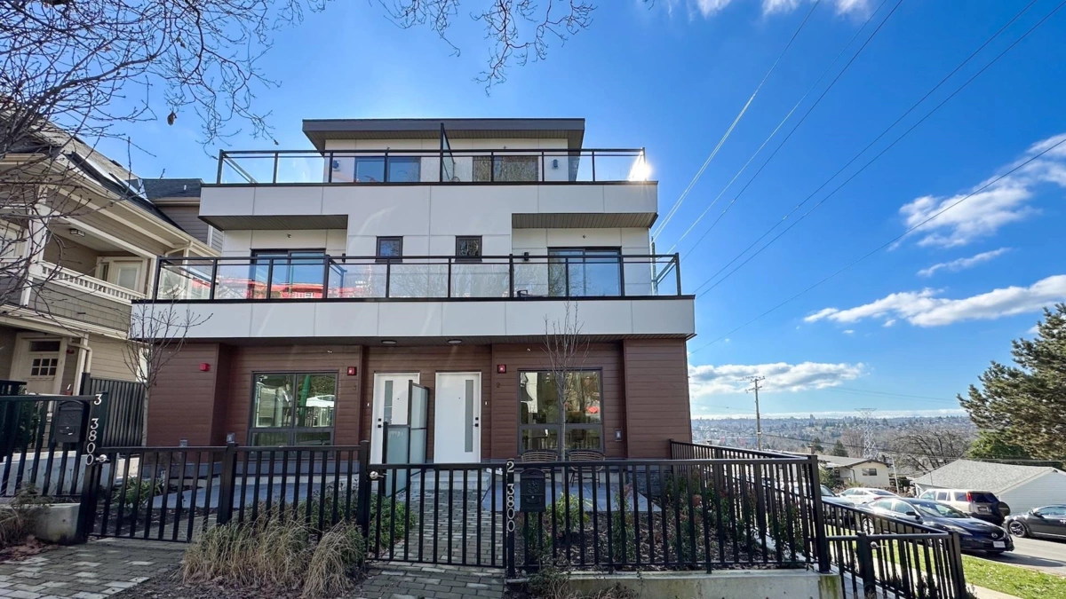 Outdoor Patio Photo of 2 3800 Pender Street, Burnaby, BC