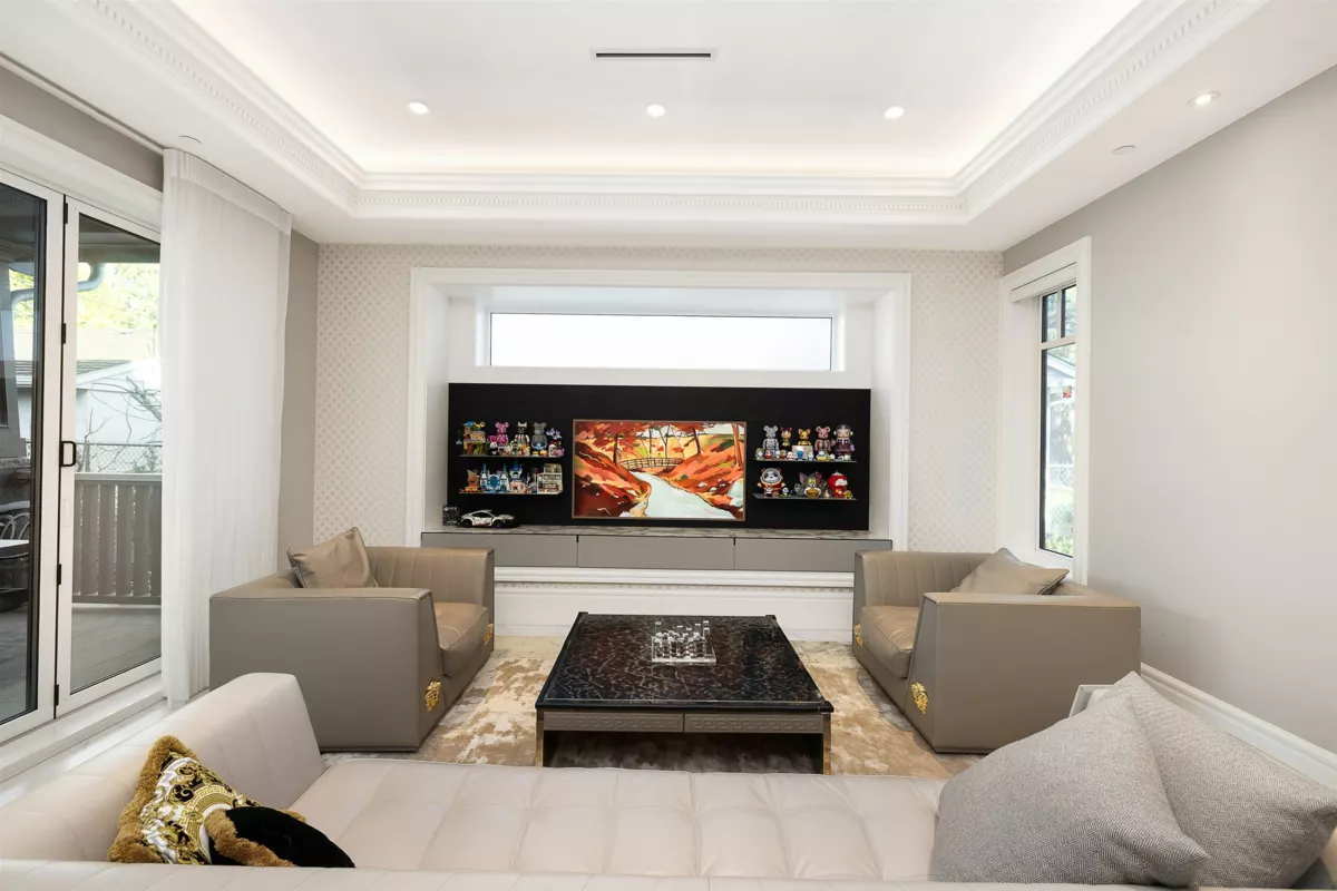 Breakfast Nook Photo of 1239 W 40th Avenue, Vancouver, BC