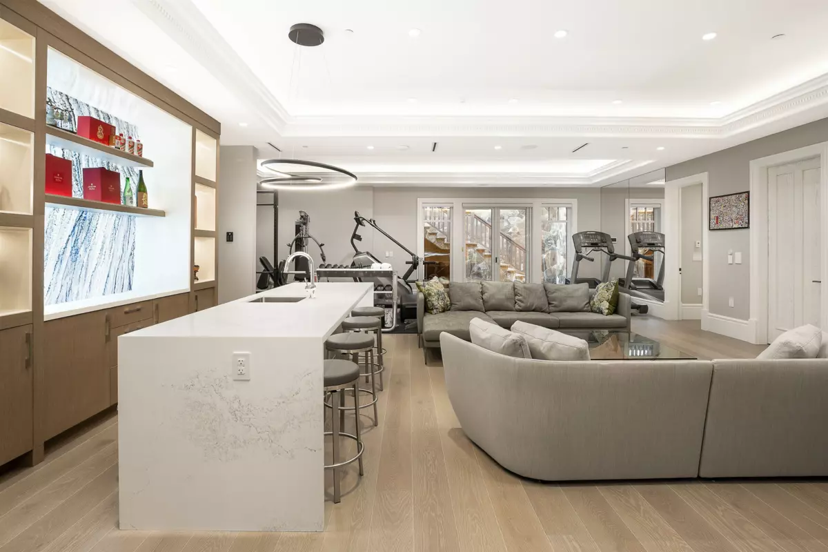 Outdoor Deck Photo of 1239 W 40th Avenue, Vancouver, BC