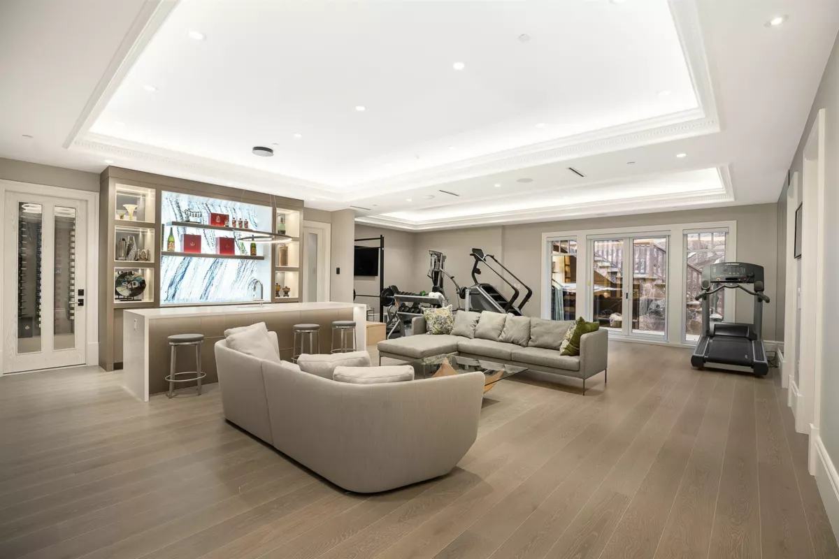 Staircase Photo of 1239 W 40th Avenue, Vancouver, BC