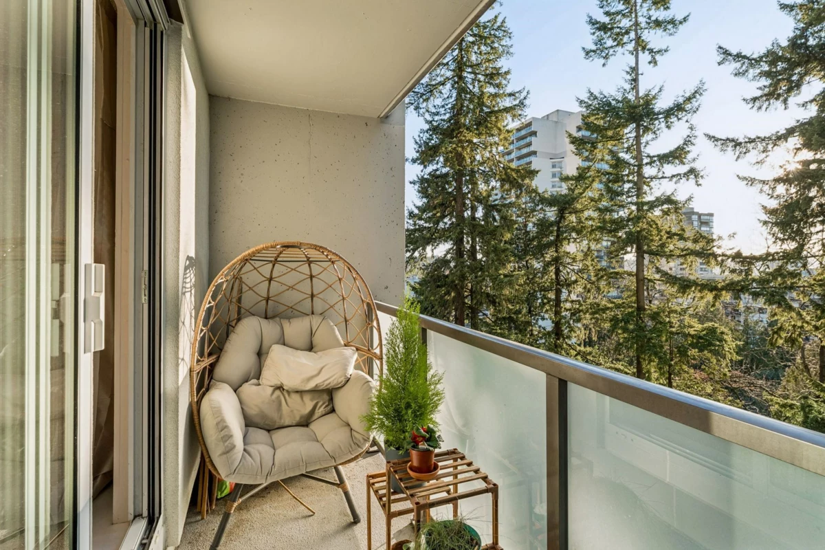 Mudroom Photo of 1005 9541 Erickson Drive, Burnaby, BC