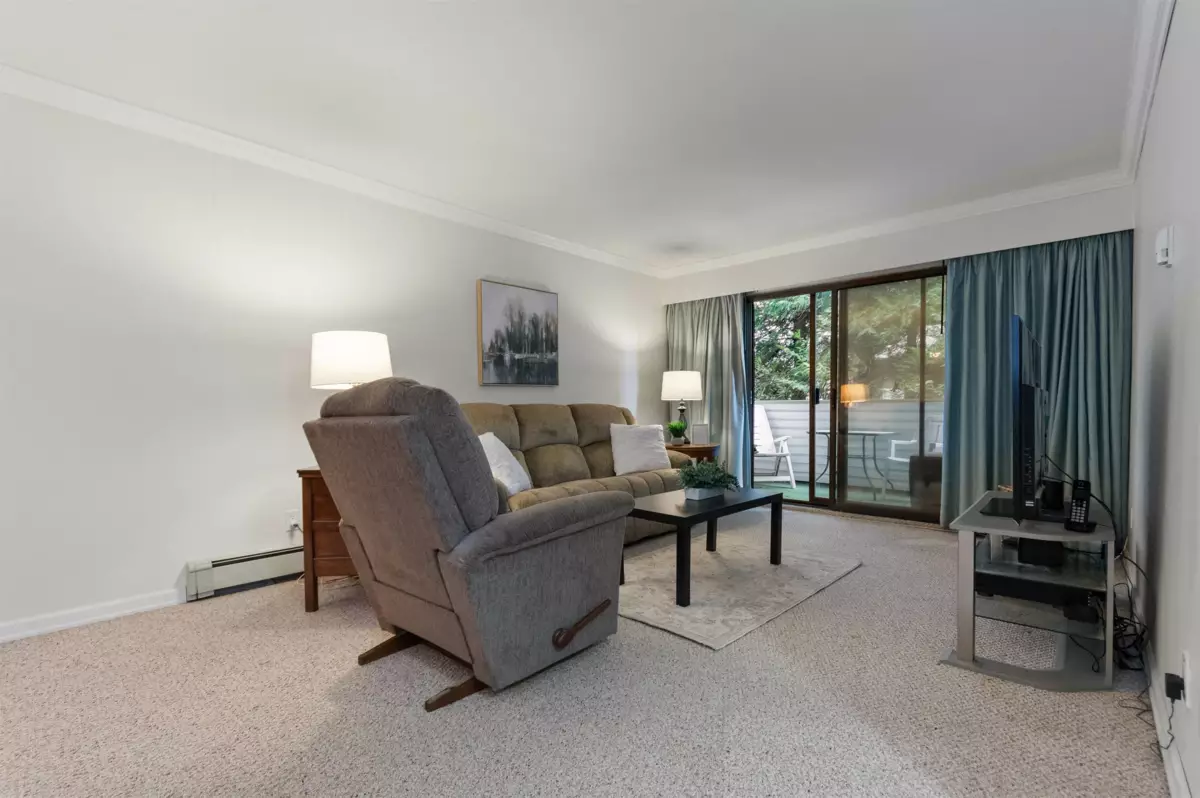 Primary Bedroom Photo of 105 9175 Mary Street, Chilliwack, BC