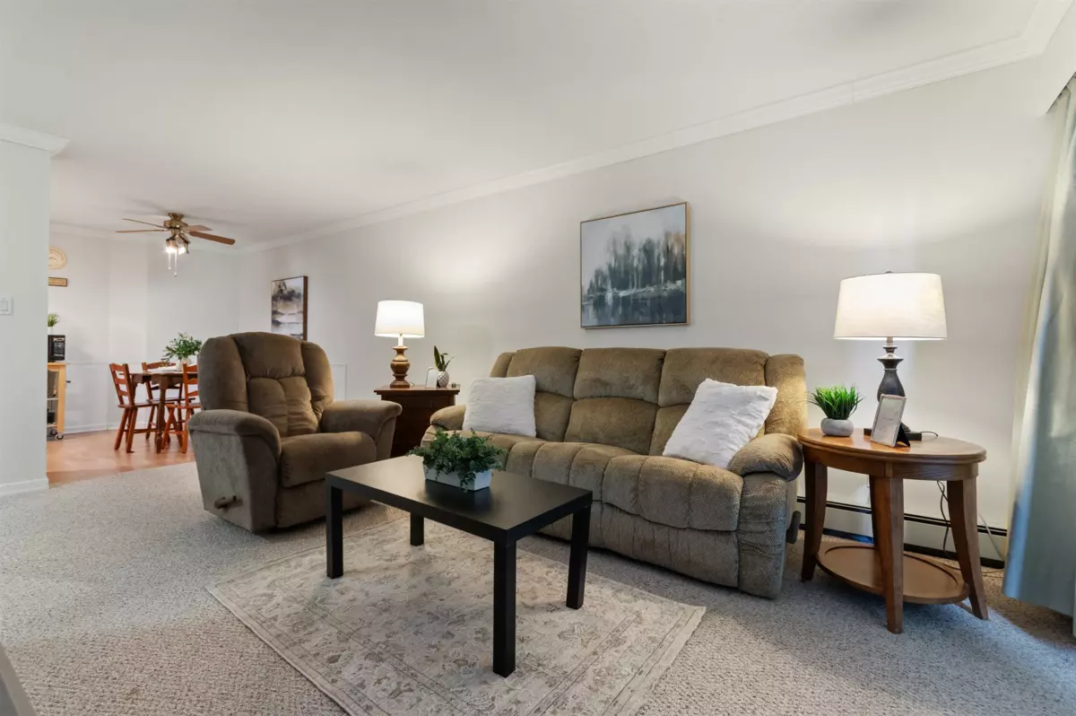 Walk-In Closet Photo of 105 9175 Mary Street, Chilliwack, BC