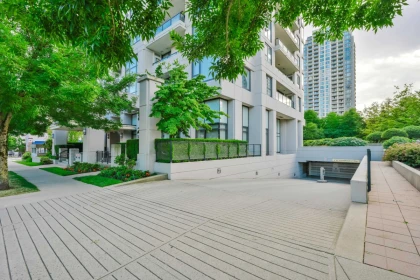 2508 7063 Hall Avenue, Burnaby, BC