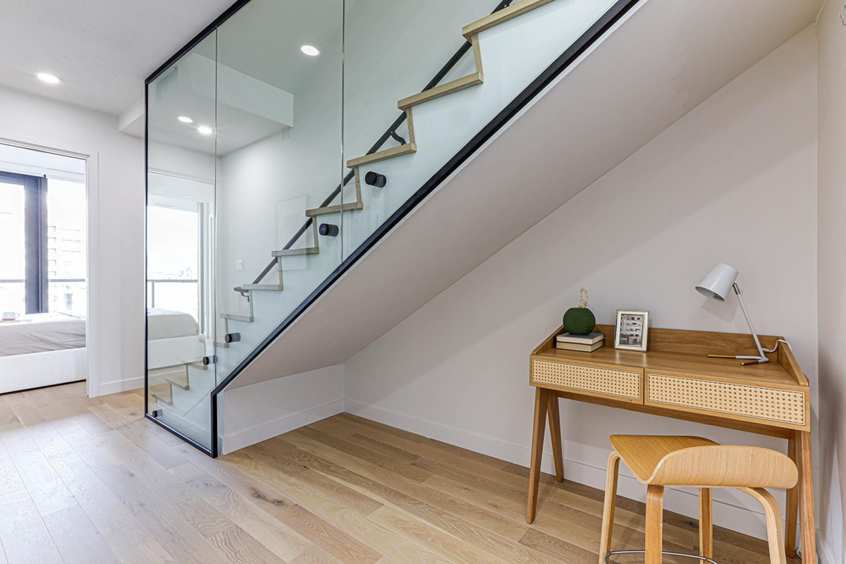 Hallway Photo of 903 239 Keefer Street, Vancouver, BC