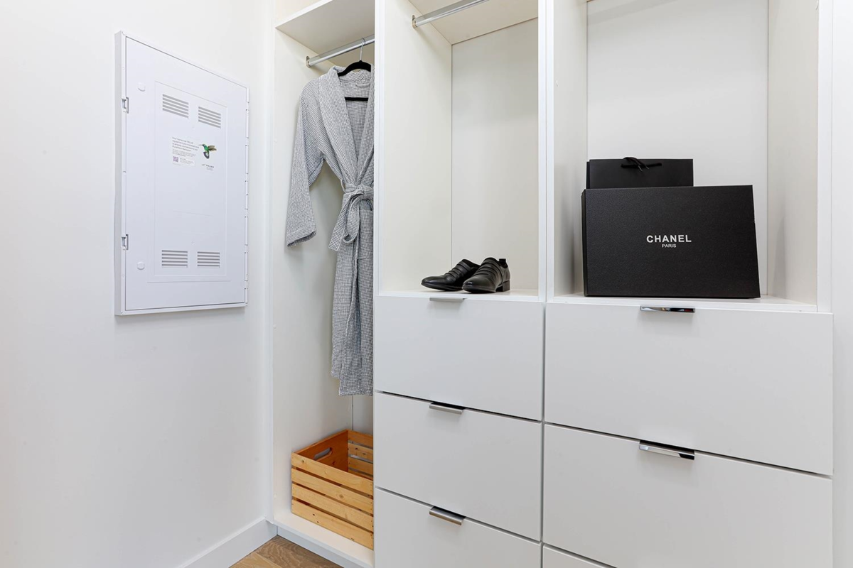 Office / Den Photo of 903 239 Keefer Street, Vancouver, BC