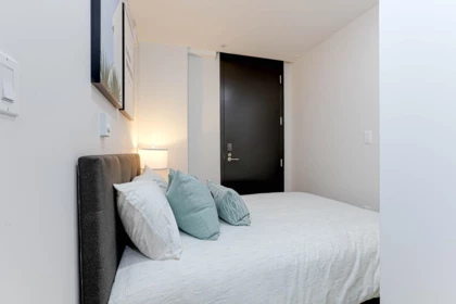 Mudroom Photo of 903 239 Keefer Street, Vancouver, BC