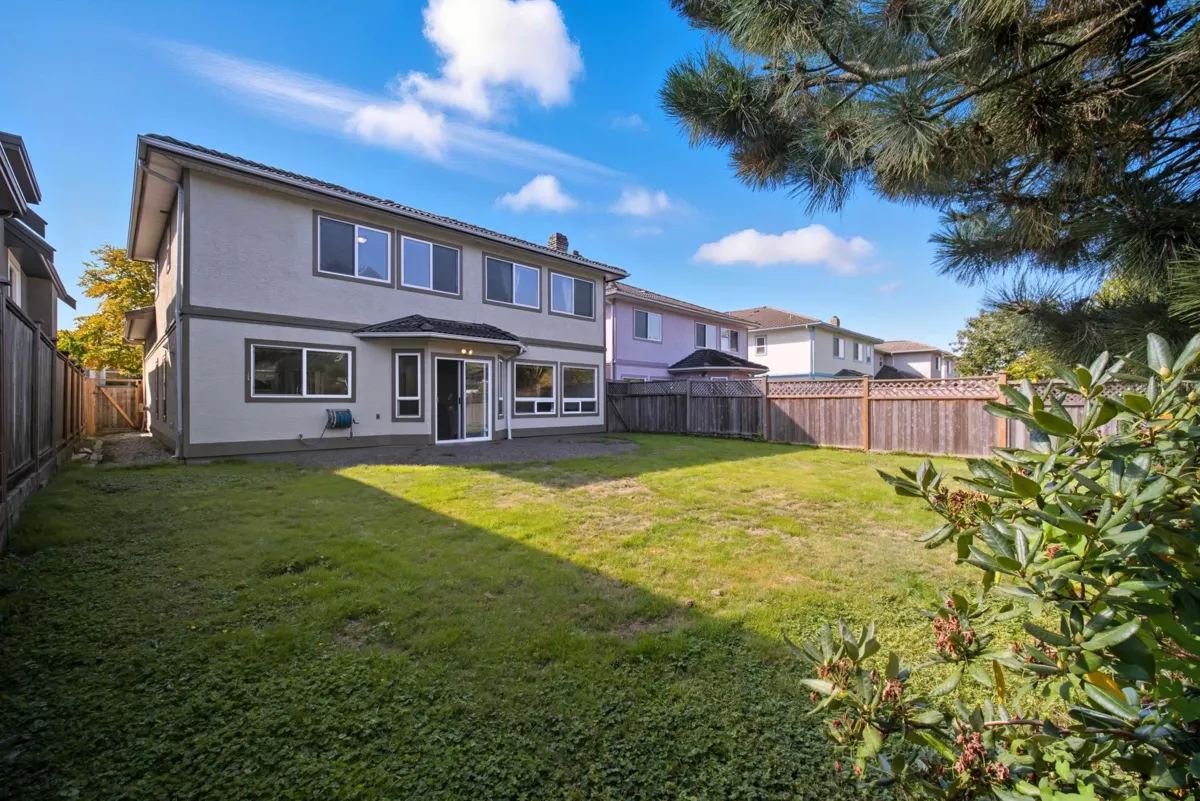 Garage Interior Photo of 12631 Cameron Drive, Richmond, BC