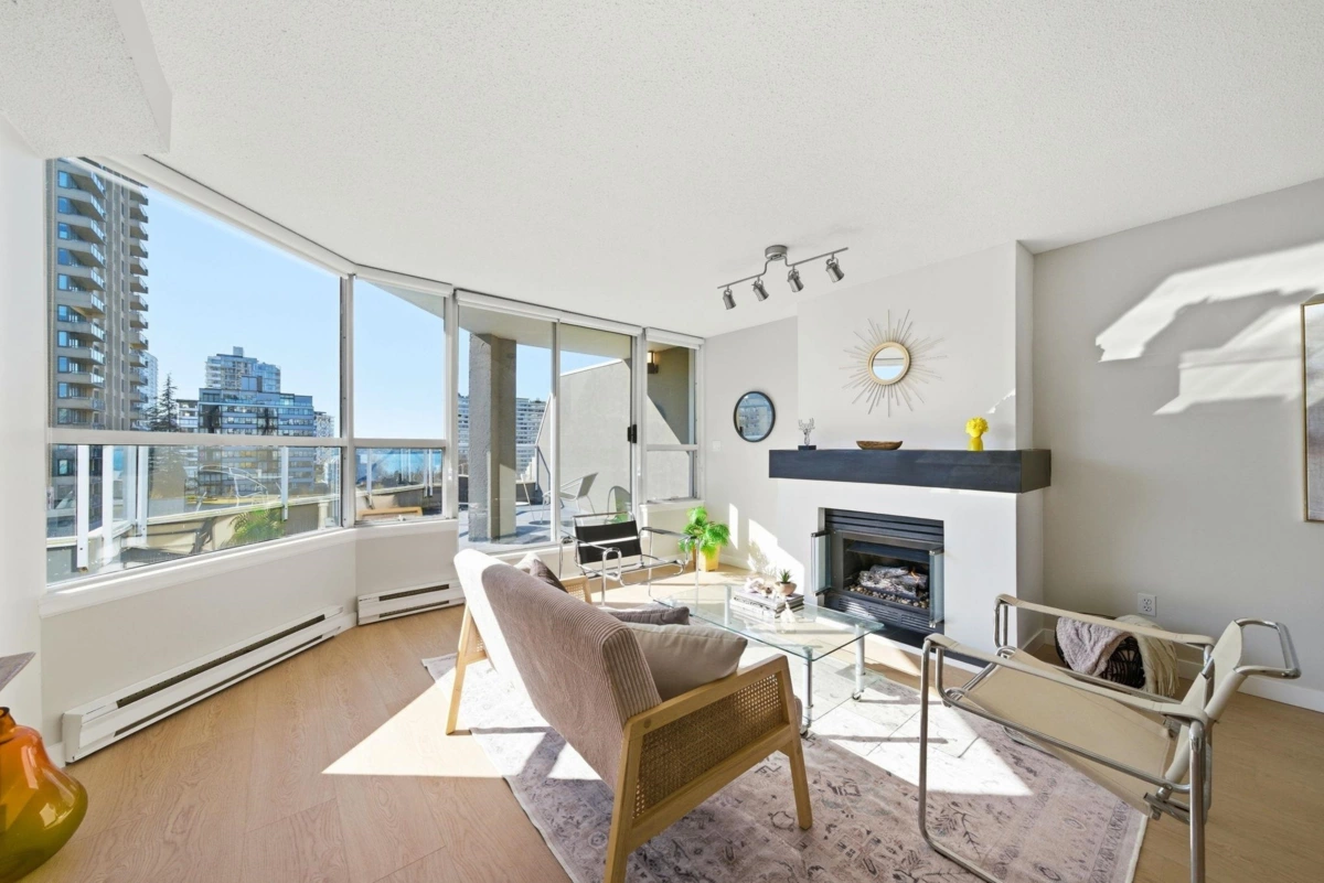 Family Room Photo of 702 1771 Nelson Street, Vancouver, BC