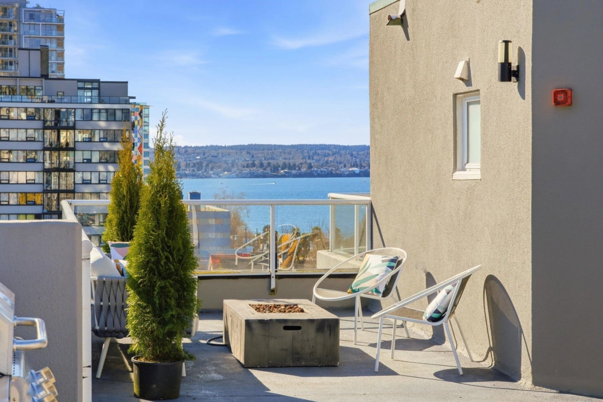 Guest Bathroom Photo of 702 1771 Nelson Street, Vancouver, BC