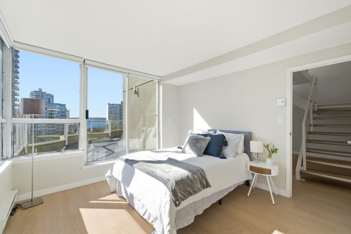 Hallway Photo of 702 1771 Nelson Street, Vancouver, BC