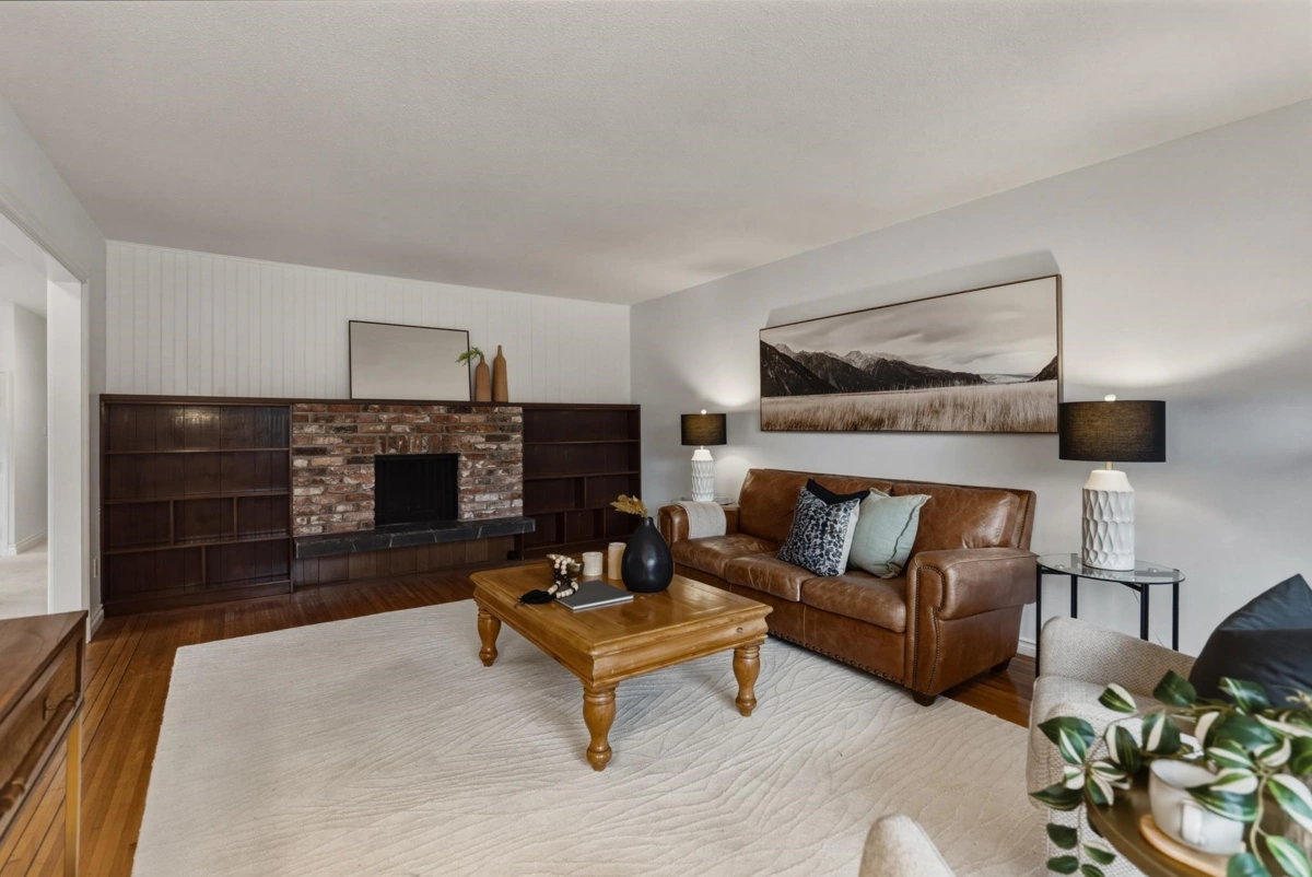 Kitchen Photo of 1323 E 29th Street, North Vancouver, BC