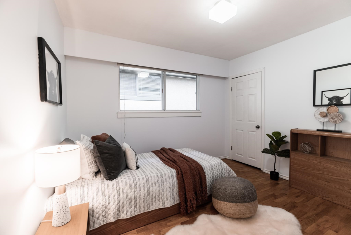 Laundry Room Photo of 1323 E 29th Street, North Vancouver, BC