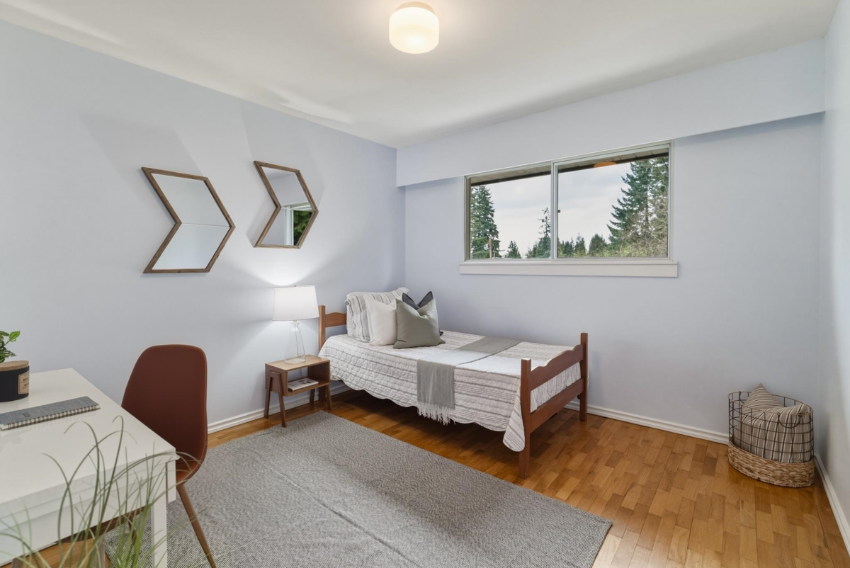 Loft / Bonus Room Photo of 1323 E 29th Street, North Vancouver, BC