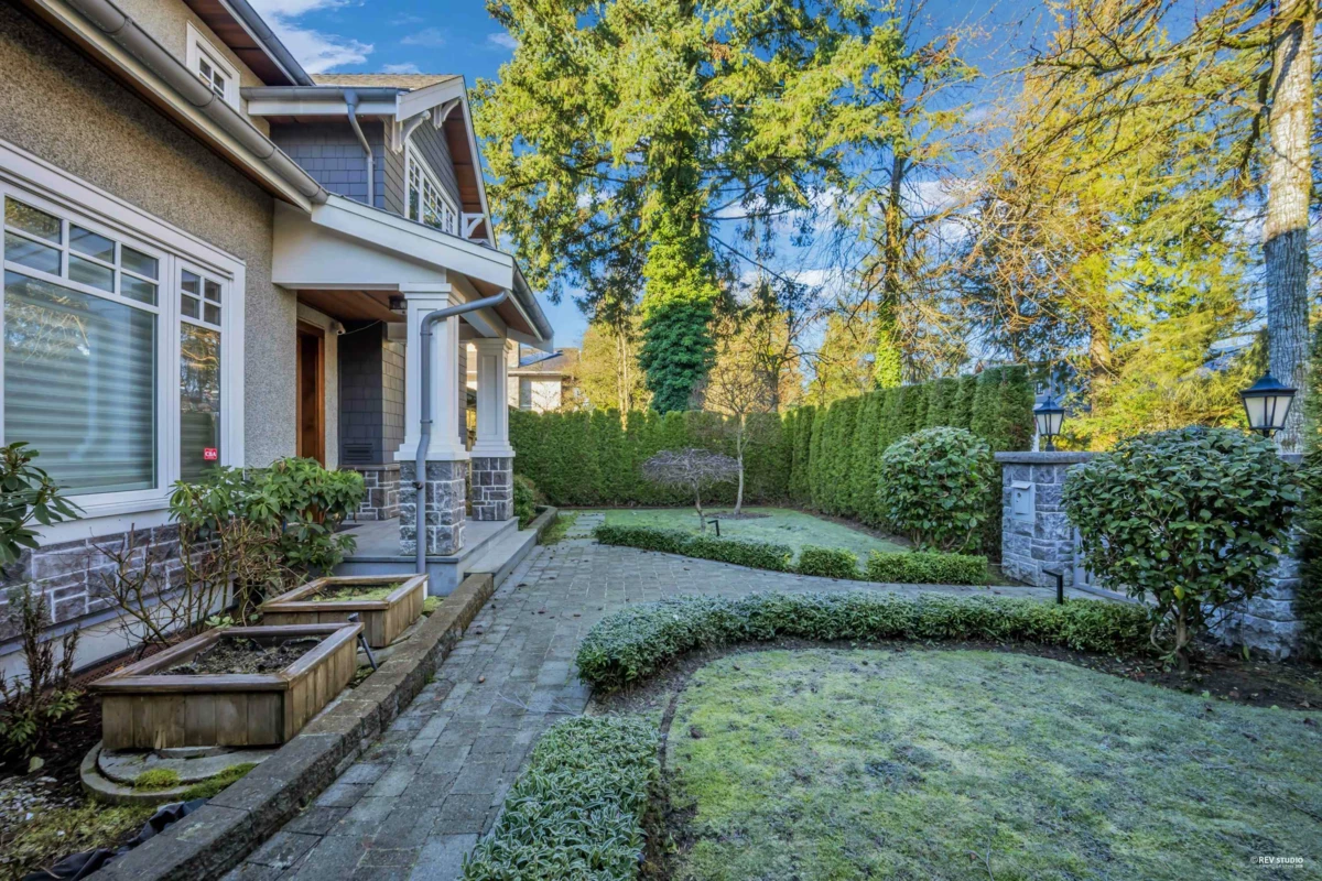 Living Room Photo of 3946 W 30th Avenue, Vancouver, BC
