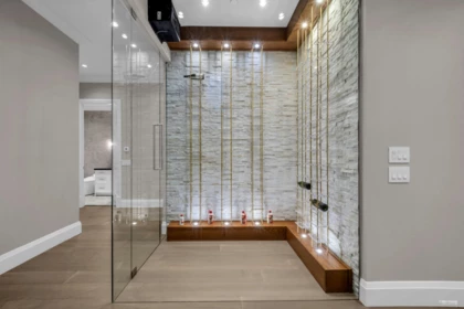 Hallway Photo of 3946 W 30th Avenue, Vancouver, BC