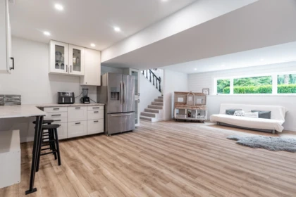 Mudroom Photo of 24991 100 Avenue, Maple Ridge, BC