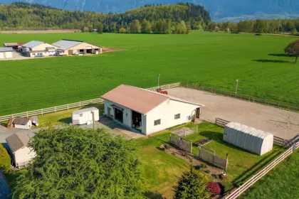Hot Tub / Spa Photo of 4982 Limbert Road, Agassiz, BC