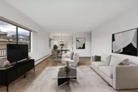 211 155 E 5th Street, North Vancouver, BC