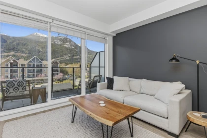 417 37881 Cleveland Avenue, Squamish, BC, Squamish — Apartment/Condo for sale