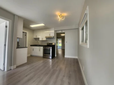 Hallway Photo of 33186 3rd Avenue, Mission, BC