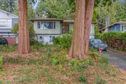 1928 Ridgeway Avenue, North Vancouver, BC, North Vancouver — Single Family Residence for sale