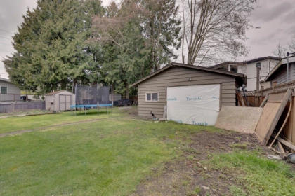 Front Yard Photo of 10969 86a Avenue, Delta, BC