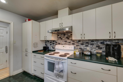 Guest Bathroom Photo of 10969 86a Avenue, Delta, BC