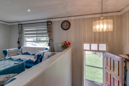 Kitchen Island Photo of 10969 86a Avenue, Delta, BC