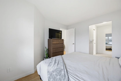 Basement Recreation Room Photo of 202 1519 Grant Avenue, Port Coquitlam, BC