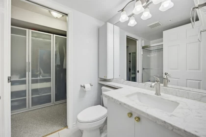 Hallway Photo of 202 1519 Grant Avenue, Port Coquitlam, BC