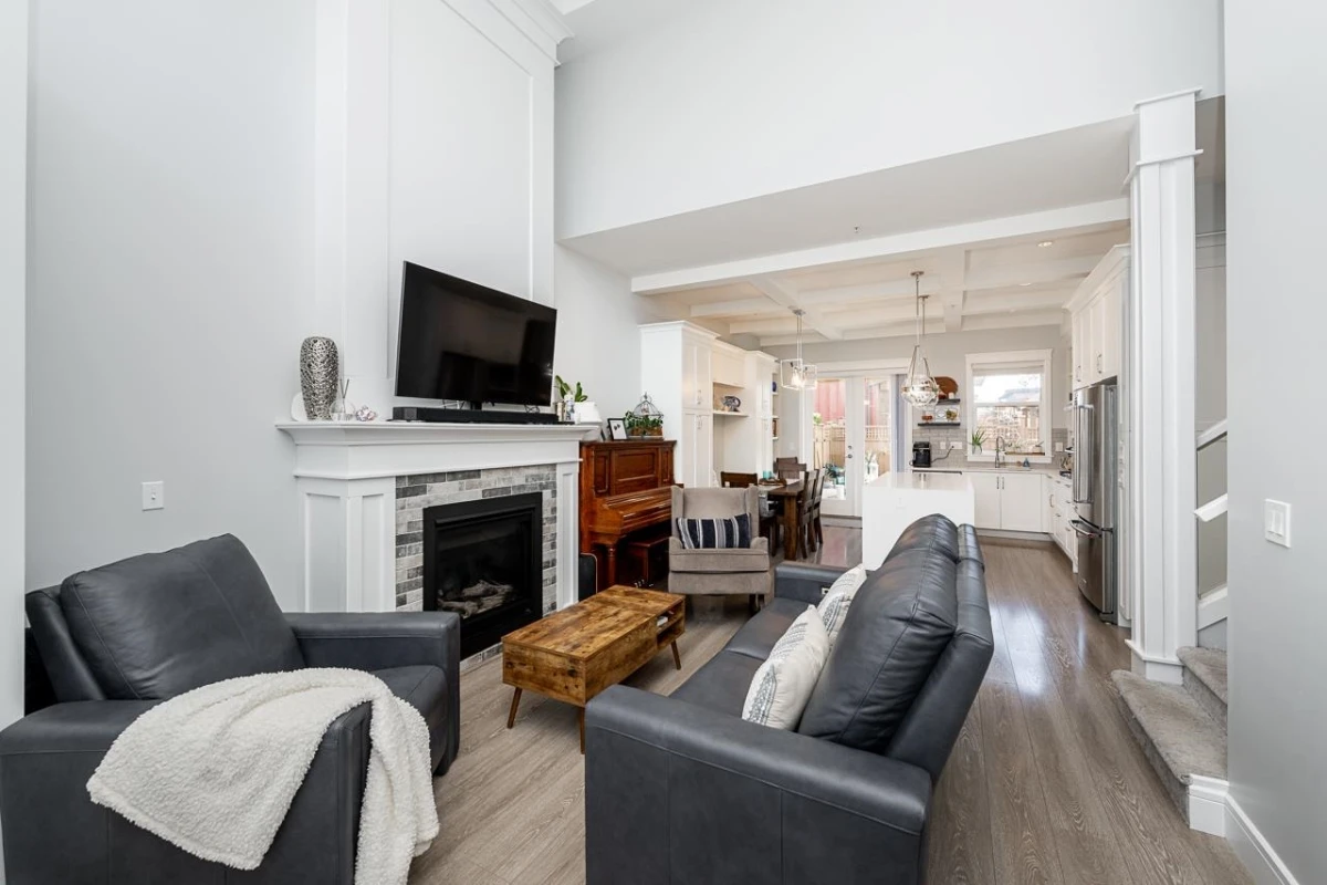 Living Room Photo of 9 4750 228 Street, Langley, BC