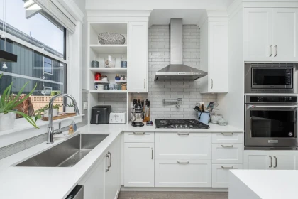 Kitchen Island Photo of 9 4750 228 Street, Langley, BC